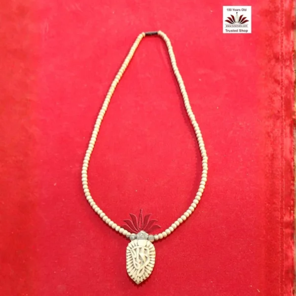 Tulsi Neck Mala With Radha Nam Carving Locket - Image 4