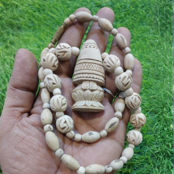Tulsi Mala With Radha Charan (Foot) Locket - Image 4