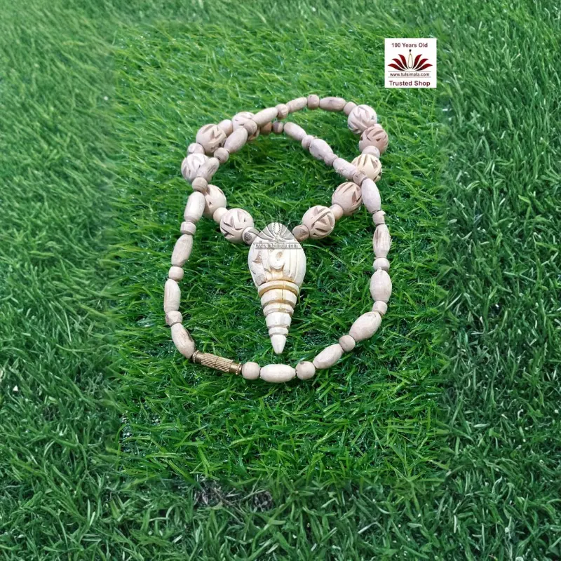 Hare Krishna Mahamantra Carving Tulsi Bead Neck Mala With Jagannath Face Locket in Brown Colour - Image 2